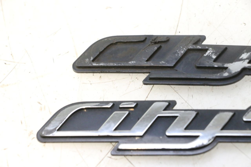 photo de LOGO MARKE PEUGEOT CITYSTAR 2T 50 (2018 - 2021) - Alternative Perspektive