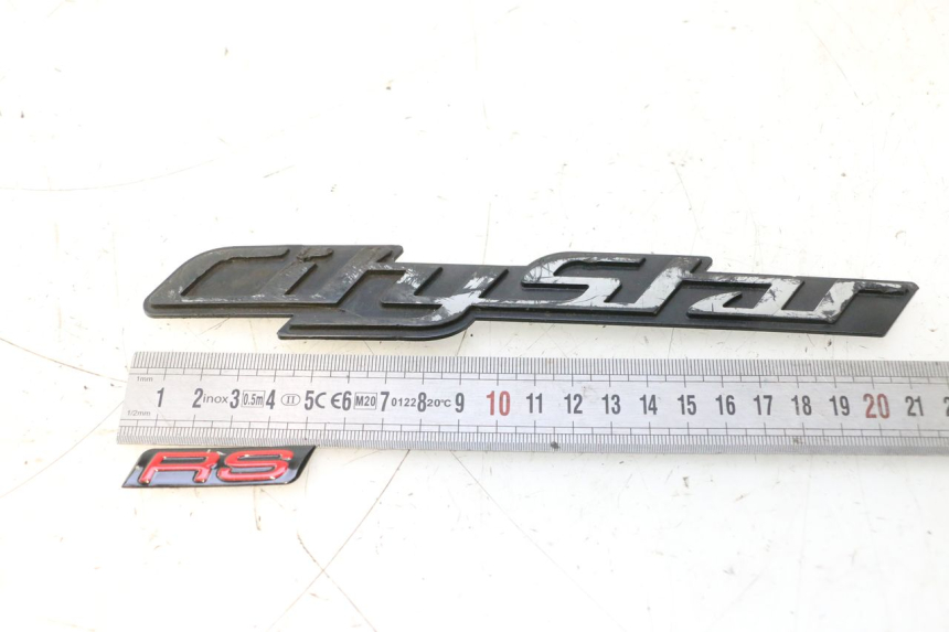 photo de LOGO MARKE PEUGEOT CITYSTAR 2T 50 (2018 - 2021) - Details der Befestigungspunkte