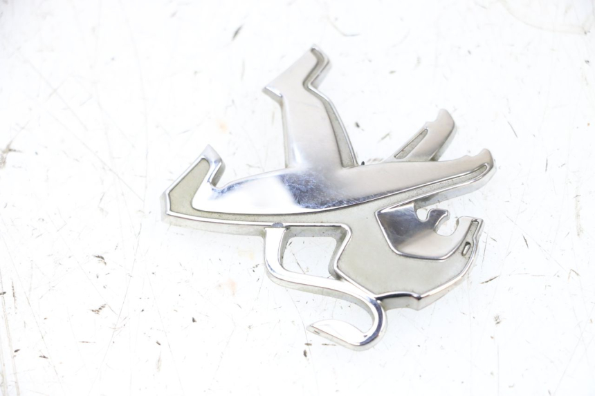 photo de LOGO MARKE PEUGEOT KISBEE 2T 50 (2010 - 2017) - Alternative Perspektive