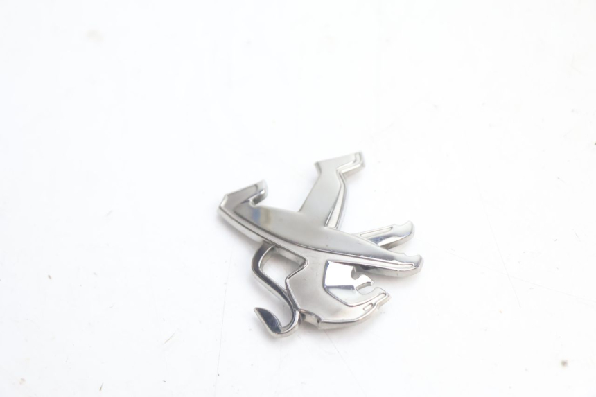 photo de MARKENLOGO PEUGEOT KISBEE 4T 50 (2018 - 2022) - Zoom auf Gebrauchszustand