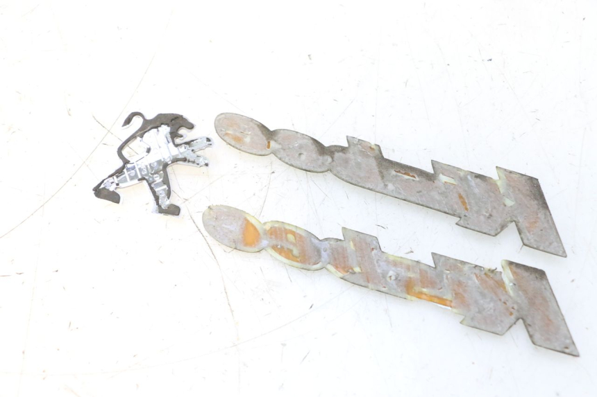 photo de MARKENLOGO PEUGEOT KISBEE 4T 50 (2018 - 2022) - Technische Nahaufnahme