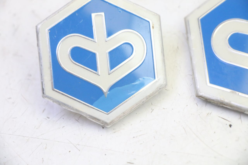 photo de MARKENLOGO PIAGGIO MP3 RL 250 (2006 - 2010) - Zoom auf Gebrauchszustand