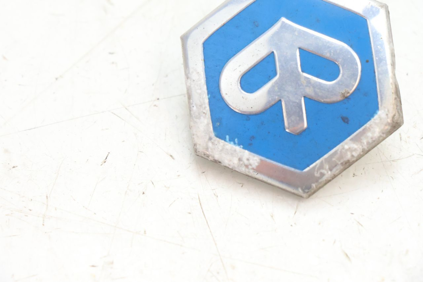 photo de MARKENLOGO PIAGGIO MP3 500 (2016 - 2018) - Detailansicht des Bauteils