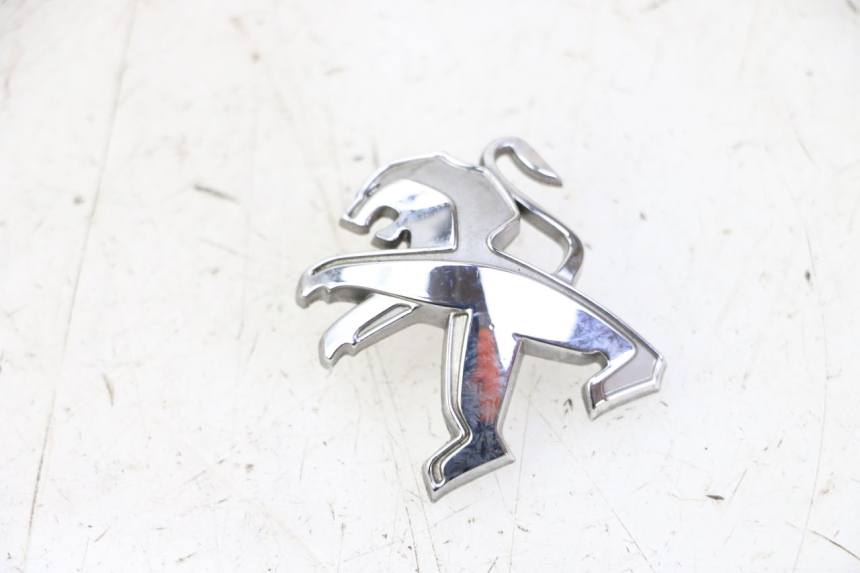 photo de MARKENLOGO PEUGEOT SATELIS 125 (2013 - 2018) - Alternative Perspektive