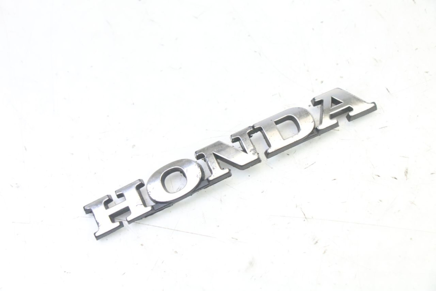 photo de MARKENLOGO HONDA ST PAN EUROPEAN 1300 (2002 - 2013) - Hauptansicht