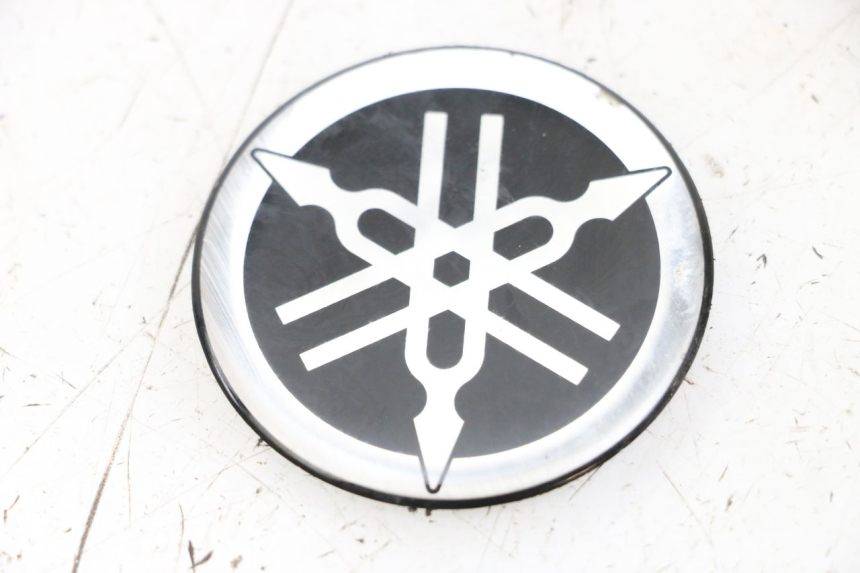 photo de MARKENLOGO YAMAHA TDM ABS 900 (2002 - 2014) - Hauptansicht