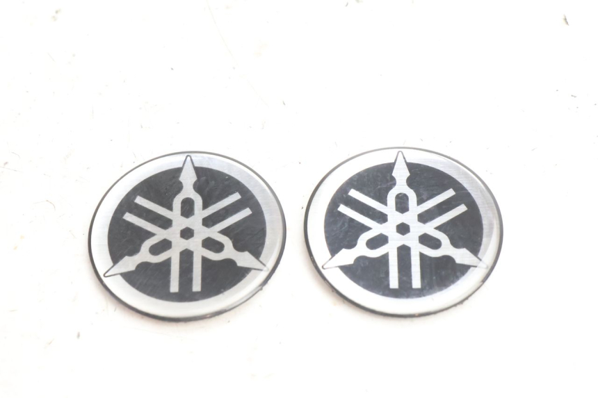 photo de MARKENLOGO YAMAHA TDM ABS 900 (2002 - 2014) - Hauptansicht