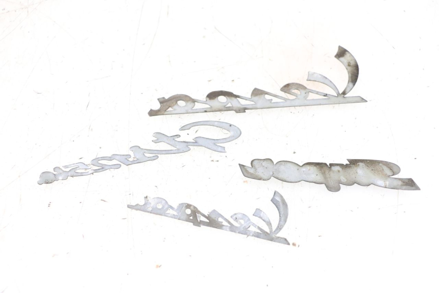 photo de MARKENLOGO PIAGGIO VESPA GTS SUPER IE 125 (2009 - 2016) - Detailansicht des Bauteils