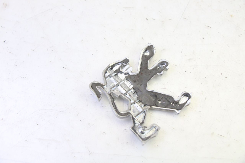 photo de MARKENLOGO PEUGEOT VIVACITY NEW 4T 50 (2008 - 2017) - Zoom auf Gebrauchszustand