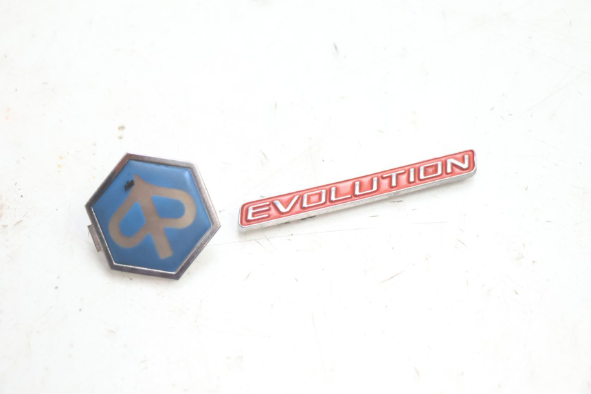 photo de LOGO MARKE PIAGGIO X9 EVOLUTION 125 (2003 - 2007) - Hauptansicht