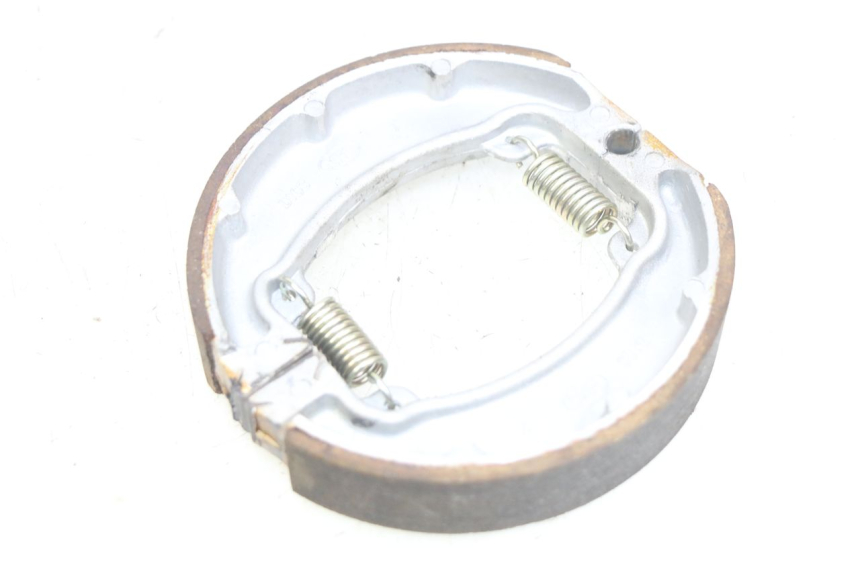 photo de BREMSBACKEN KYMCO AGILITY 16+ 4T 50 (2018 - 2023) - Zoom auf Gebrauchszustand