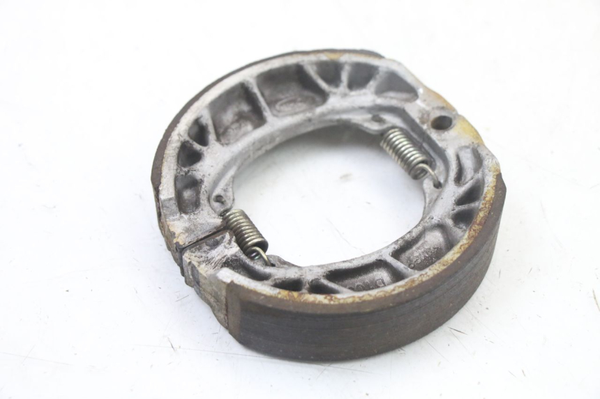 photo de BREMSBACKEN KYMCO AGILITY 4T 50 (2018 - 2022) - Zoom auf Gebrauchszustand