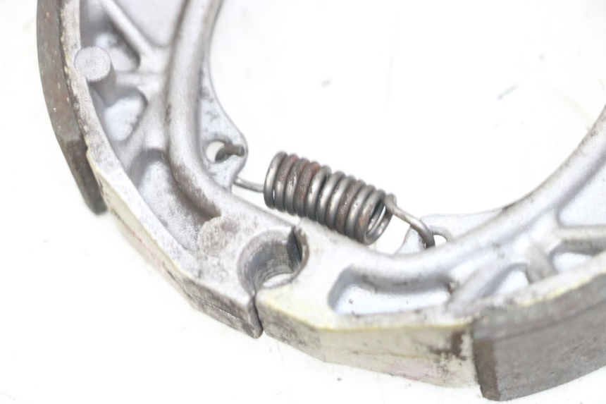 photo de BREMSBACKEN PEUGEOT KISBEE 2T 50 (2018 - 2022) - Zoom auf Gebrauchszustand