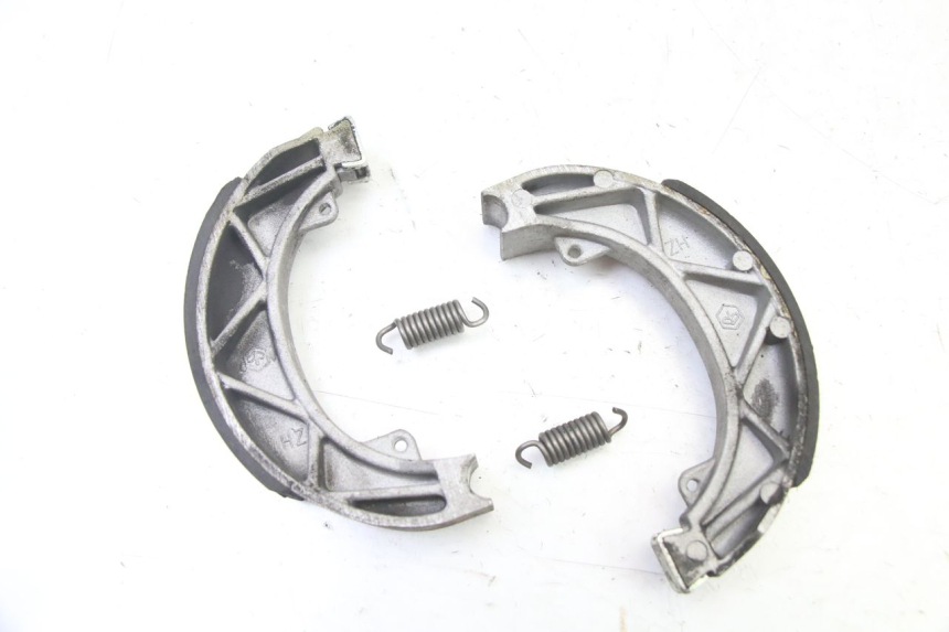 photo de BREMSBACKEN PIAGGIO NEW TYPHOON 50 (2018 - 2021) - Zoom auf Gebrauchszustand