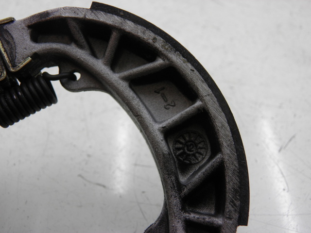 photo de BREMSBACKEN PIAGGIO ZIP 2T 50 (2009 - 2019) - Zoom auf Gebrauchszustand