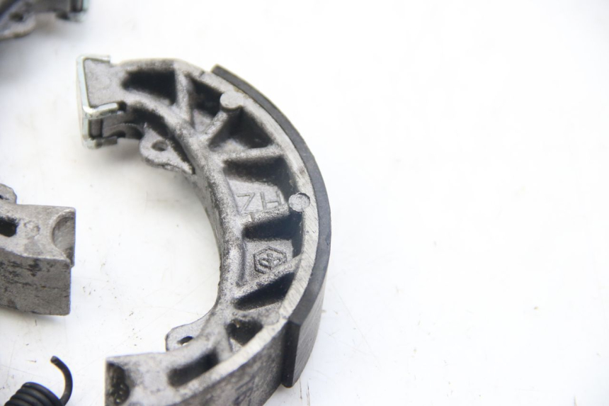 photo de BREMSBACKEN PIAGGIO ZIP 4T 50 (2018 - 2020) - Zoom auf Gebrauchszustand