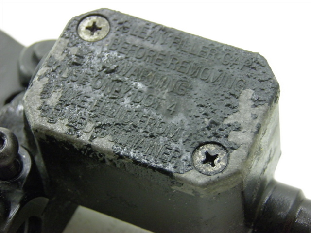 photo de BREMSPUMPE HINTEN PIAGGIO XEVO - X EVO 125 (2007 - 2017) - Oberflächenzustand und Material