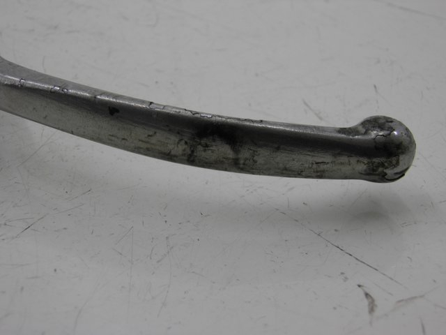 photo de BREMSPUMPE VORNE APRILIA LEONARDO ST 250 (2002 - 2005) - Zoom auf Gebrauchszustand