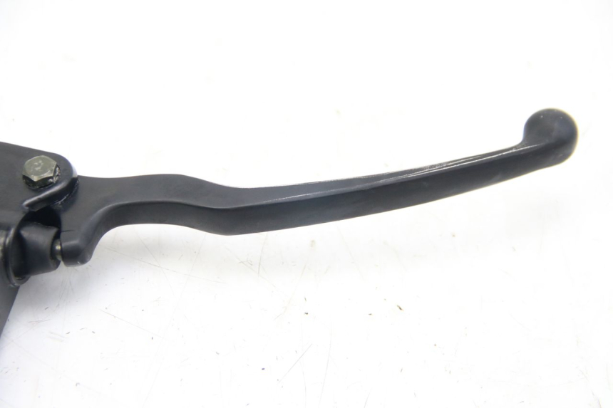 photo de VORDERER HAUPTBREMSZYLINDER ECCITY ARTELEC 670 1 (2013 - 2017) - Oberflächenzustand und Material