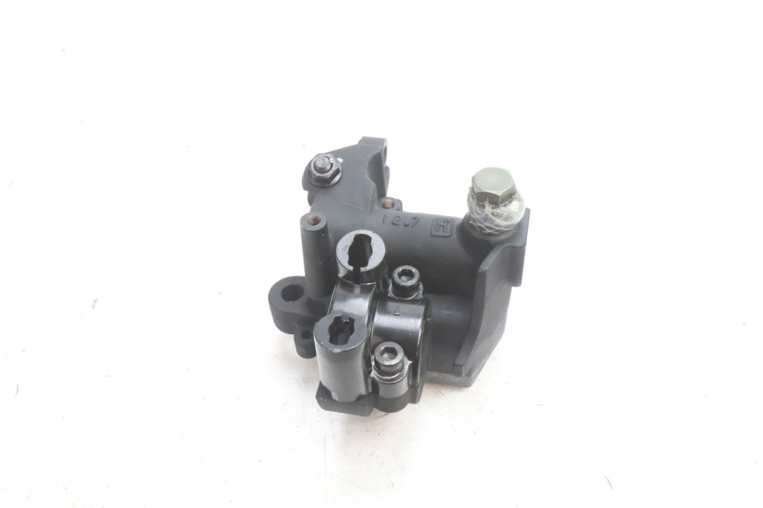 photo de BREMSPUMPE VORNE APRILIA ATLANTIC S 125 (2010 - 2013) - Details der Befestigungspunkte