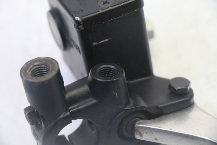 photo de VORDERER BREMSSATTEL SUZUKI BURGMAN 125 (2007 - 2014) - Technische Nahaufnahme