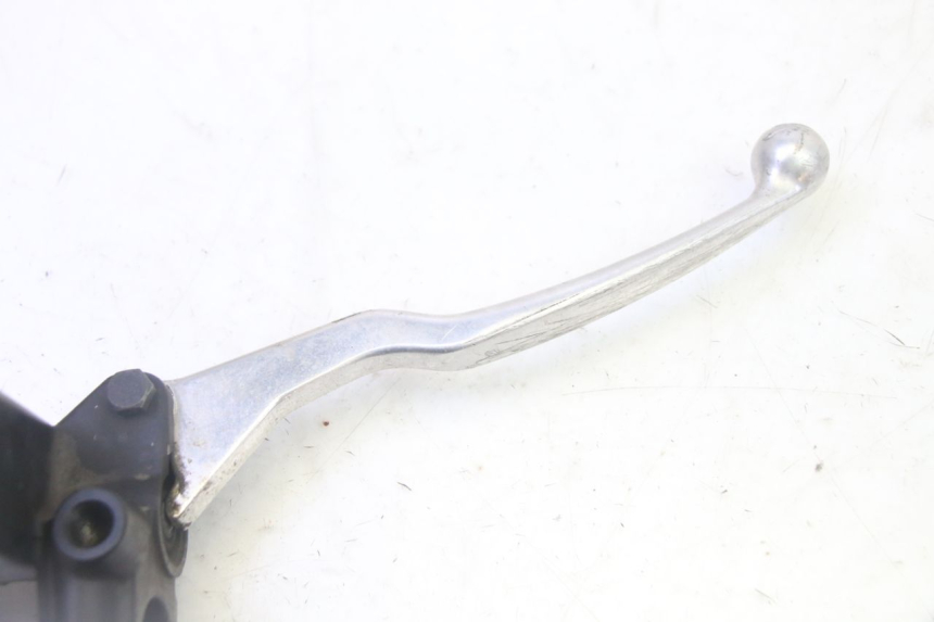 photo de VORDERER BREMSSATTEL SUZUKI BURGMAN 125 (2007 - 2014) - Zoom auf Gebrauchszustand