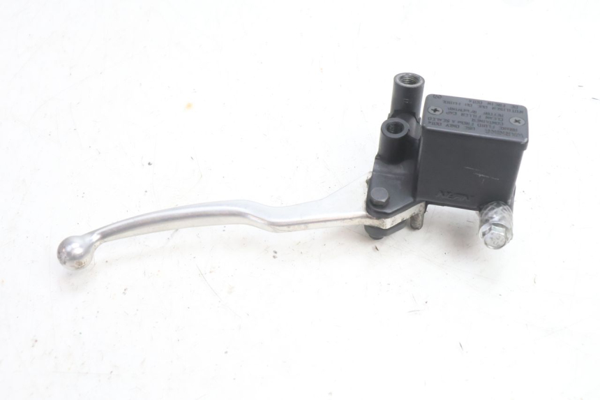 photo de VORDERER BREMSSATTEL SUZUKI BURGMAN 125 (2007 - 2014) - Details der Befestigungspunkte