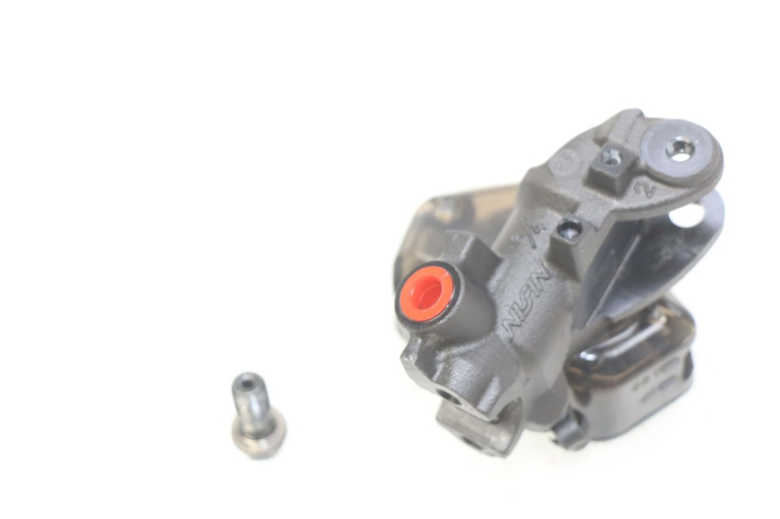 photo de VORDERER HAUPTBREMSZYLINDER HONDA CB R 1000 (2018 - 2023) - Alternative Perspektive