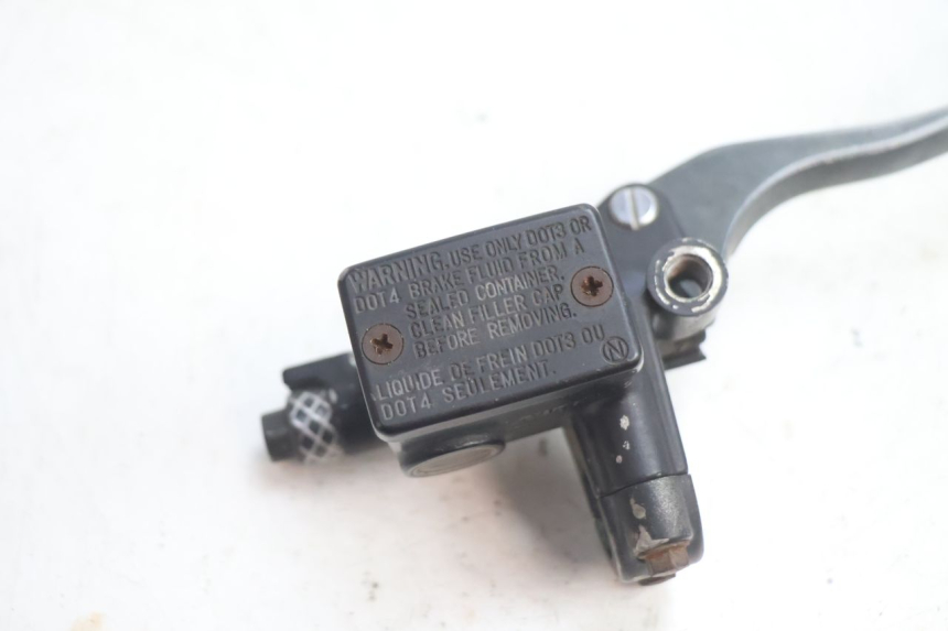 photo de BREMSPUMPE VORNE HONDA CB TWO FIFTY 250 (1991 - 2002) - Detailansicht des Bauteils