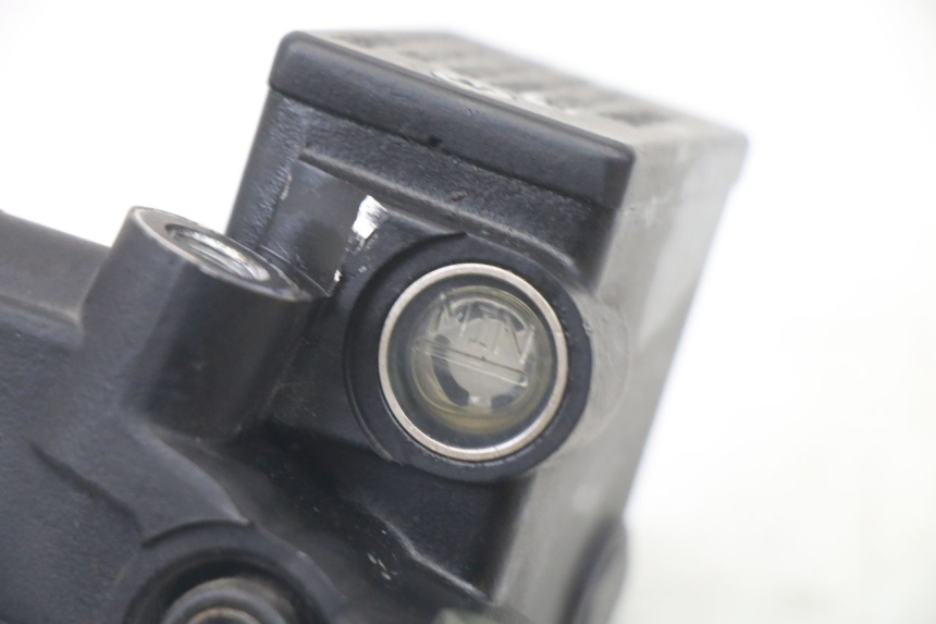 photo de VORDERER HAUPTBREMSZYLINDER PEUGEOT CITYSTAR 2T 50 (2018 - 2021) - Gesamtansicht des Produkts