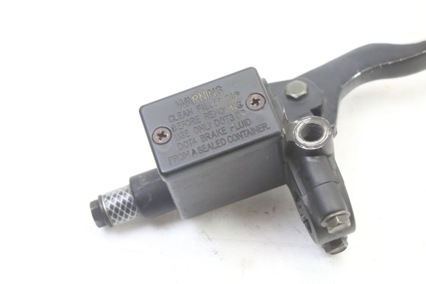 photo de VORDERER HAUPTBREMSZYLINDER PEUGEOT CITYSTAR 50 (2013 - 2017) - Detailansicht des Bauteils