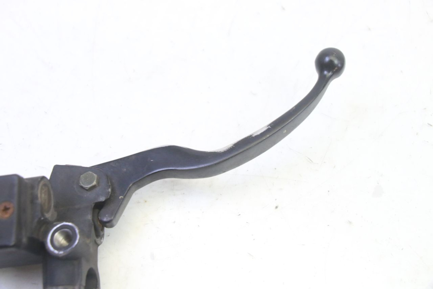 photo de VORDERER HAUPTBREMSZYLINDER PEUGEOT CITYSTAR 50 (2013 - 2017) - Zoom auf Gebrauchszustand