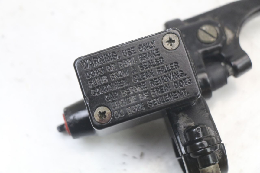 photo de BREMSPUMPE VORNE PEUGEOT E-VIVACITY 1 (2012 - 2018) - Detailansicht des Bauteils