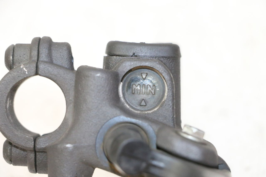 photo de VORDERER BREMSSATTEL PEUGEOT ELYSTAR 50 (2002 - 2014) - Zoom auf Gebrauchszustand