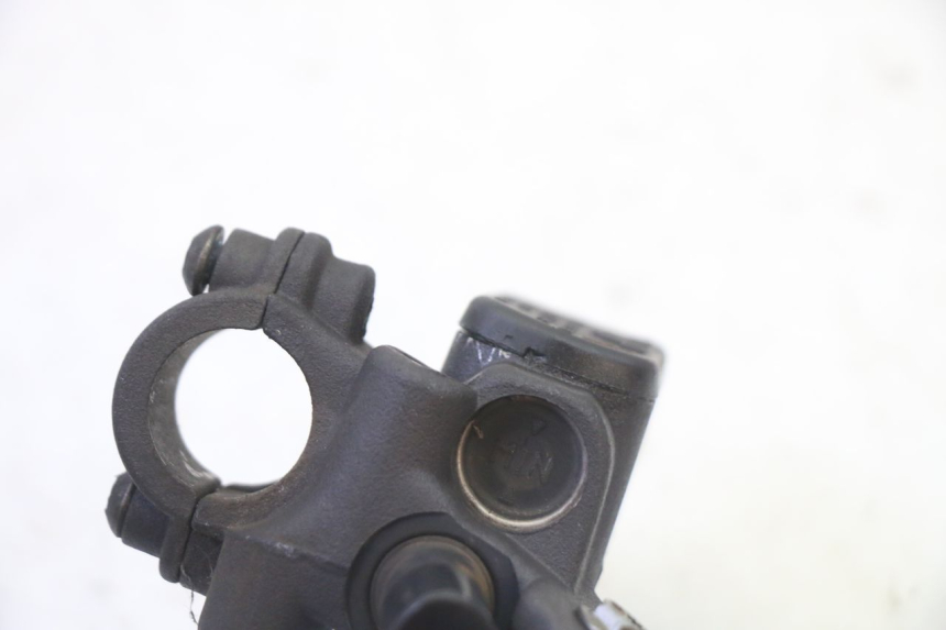 photo de VORDERER BREMSSATTEL PEUGEOT ELYSTAR 50 (2002 - 2014) - Technische Nahaufnahme