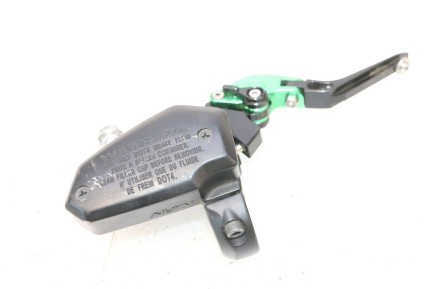 photo de BREMSPUMPE VORNE KAWASAKI ER-6 ER6 F ABS 650 (2012 - 2016) - Oberflächenzustand und Material