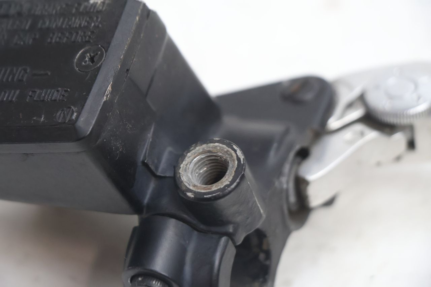 photo de BREMSPUMPE VORNE KAWASAKI ER-6 ER6 N 650 (2005 - 2009) - Zoom auf Gebrauchszustand