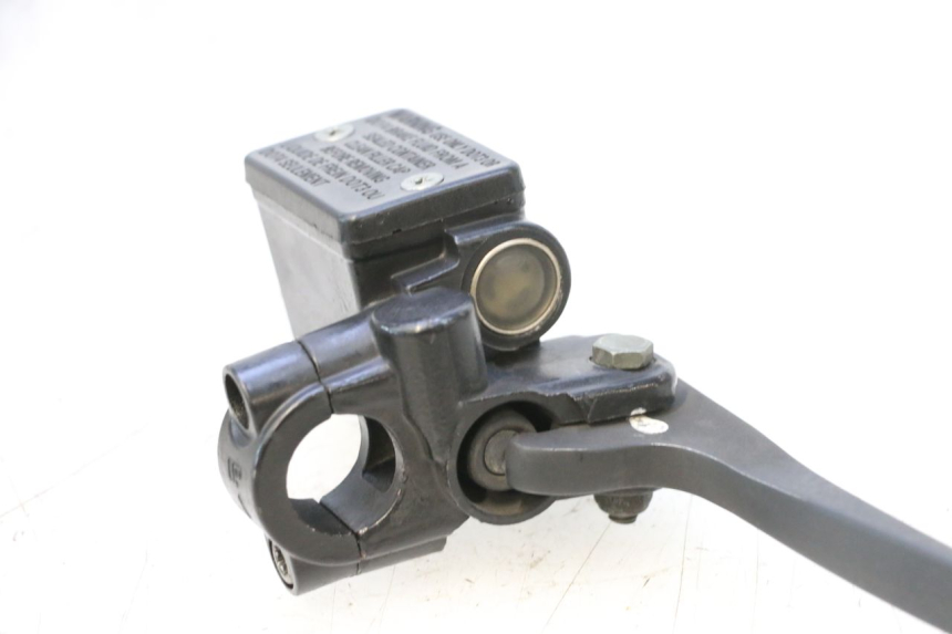 photo de VORDERER HAUPTBREMSZYLINDER JM MOTORS EVOLIS 4T 50 (2018 - 2022) - Technische Nahaufnahme