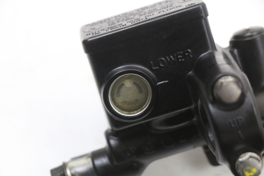 photo de VORDERER HAUPTBREMSZYLINDER HONDA FES S-WING SWING ABS 125 (2007 - 2015) - Gesamtansicht des Produkts