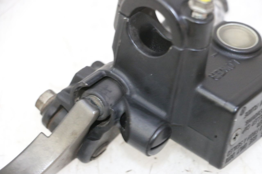 photo de VORDERER HAUPTBREMSZYLINDER HONDA FES S-WING SWING ABS 125 (2007 - 2015) - Alternative Perspektive