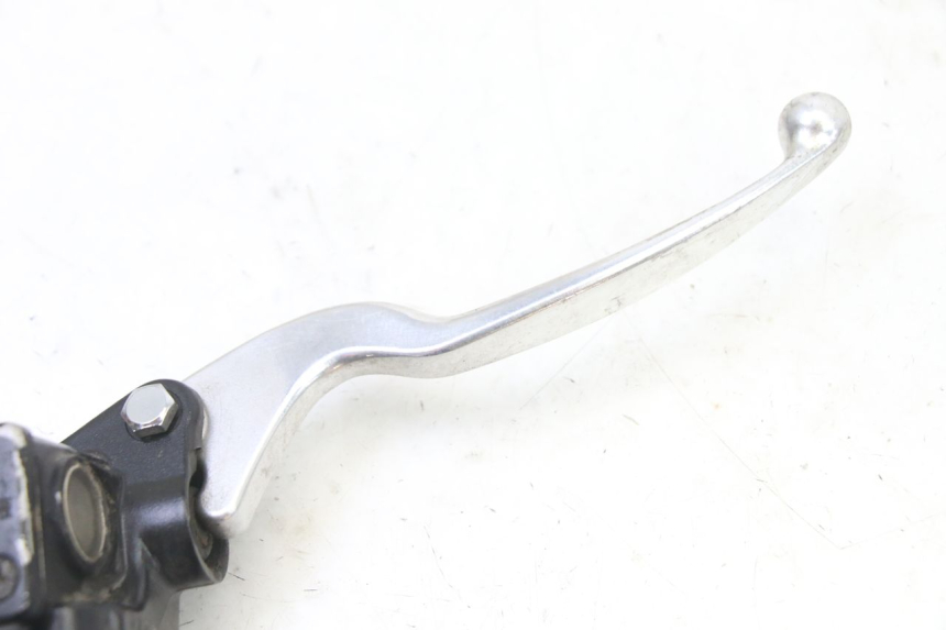 photo de VORDERER BREMSSATTEL SYM FIDDLE 3 III 125 (2014 - 2020) - Zoom auf Gebrauchszustand