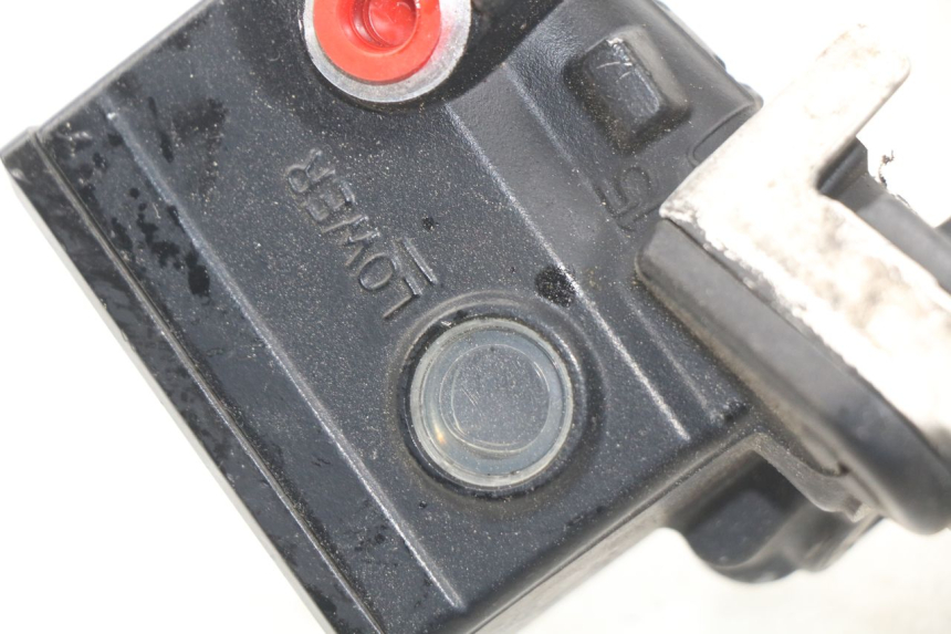 photo de VORDERER HAUPTBREMSZYLINDER YAMAHA FJR ABS 1300 (2006 - 2012) - Detailansicht des Bauteils