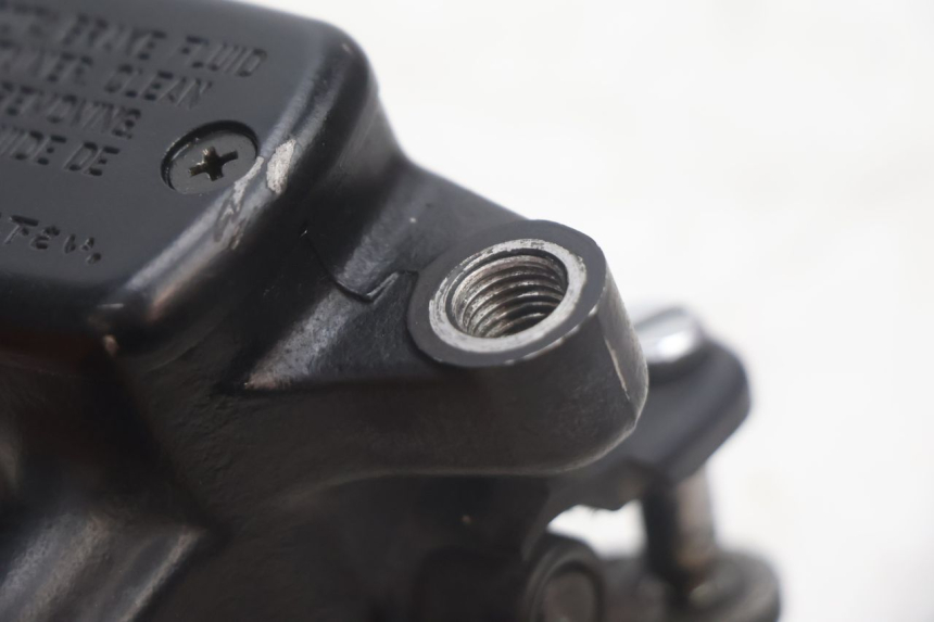 photo de BREMSPUMPE VORNE HONDA FJS SILVER WING SILVERWING 400 (2005 - 2008) - Details der Befestigungspunkte