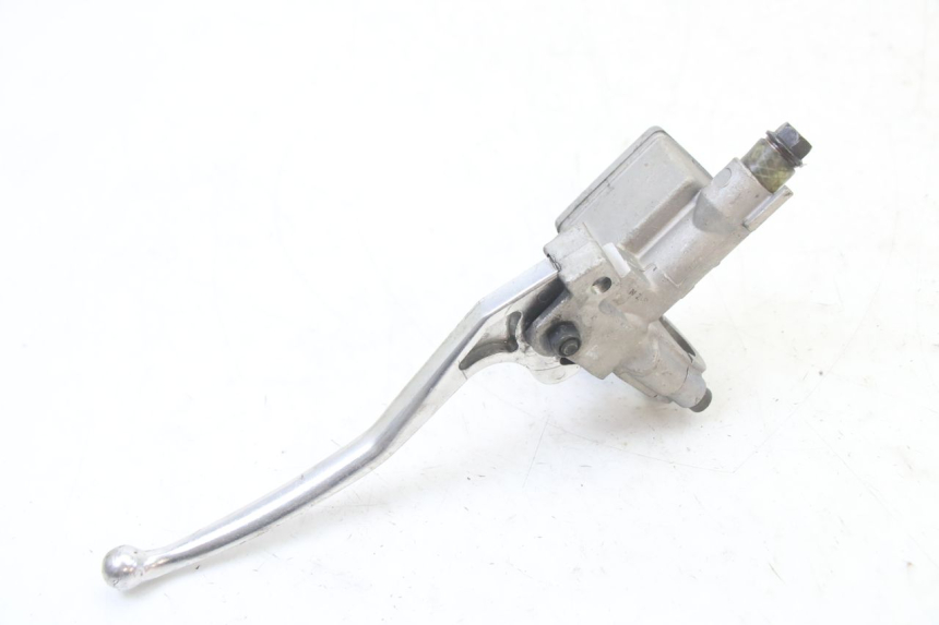 photo de BREMSPUMPE VORNE MBK FLAME X 125 (2007 - 2016) - Details der Befestigungspunkte