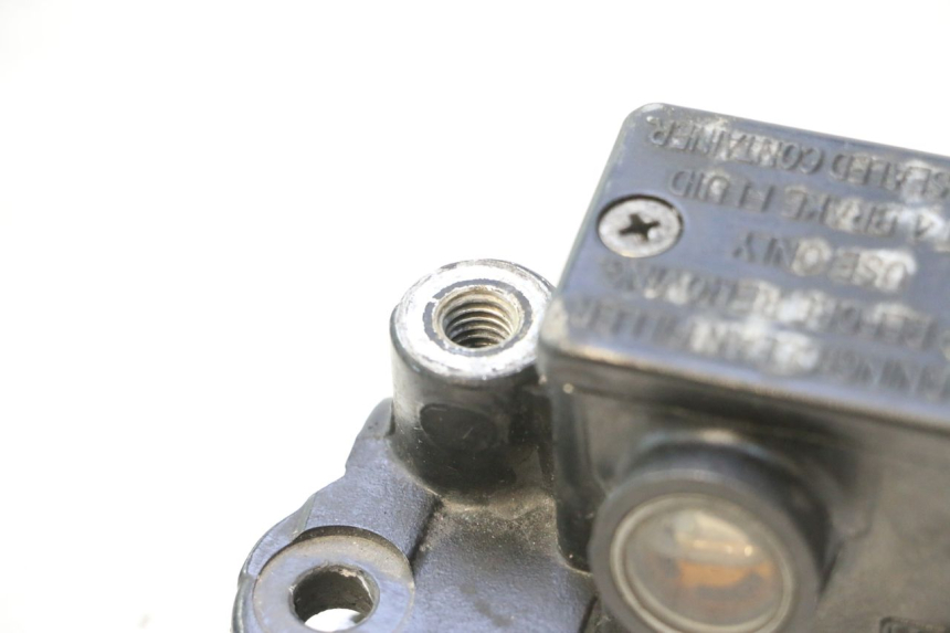 photo de VORDERER BREMSSATTEL PIAGGIO FLY 2T 50 (2004 - 2017) - Zoom auf Gebrauchszustand