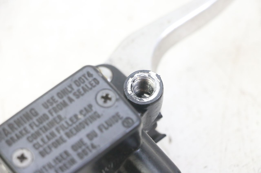 photo de BREMSPUMPE VORNE HONDA FORZA ABS 300 (2013 - 2017) - Kennzeichnungen und Originalreferenzen