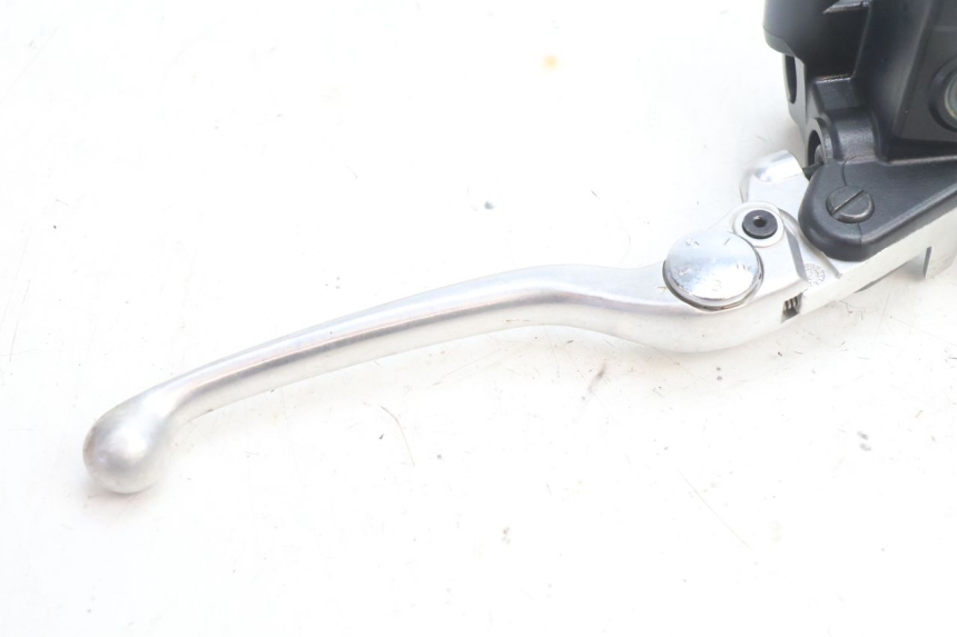 photo de BREMSPUMPE VORNE YAMAHA FZ8 800 (2010 - 2016) - Detailansicht des Bauteils
