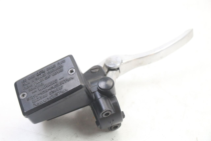 photo de VORDERER HAUPTBREMSZYLINDER YAMAHA FZS FAZER 600 (2001 - 2003) - Gesamtansicht des Produkts