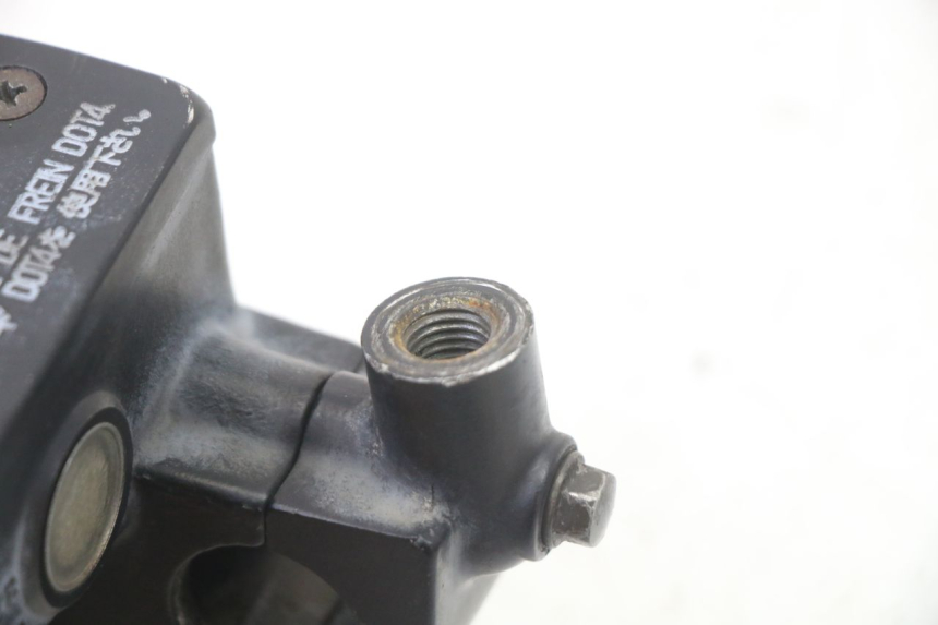 photo de BREMSPUMPE VORNE SUZUKI GS GSE 500 (2001 - 2003) - Technische Nahaufnahme