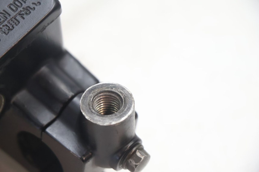 photo de BREMSPUMPE VORNE SUZUKI GSF N BANDIT 1200 (2001 - 2005) - Zoom auf Gebrauchszustand